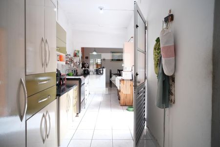 Casa à venda com 190m², 3 quartos e 2 vagas Casa à venda com 190m², 3 quartos e 2 vagasCozinha