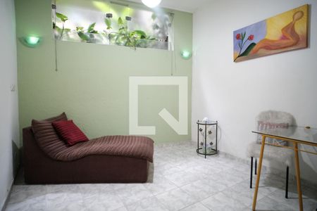 Casa à venda com 190m², 3 quartos e 2 vagas Casa à venda com 190m², 3 quartos e 2 vagasÁrea comum