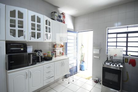 Casa de condomínio à venda com 120m², 2 quartos e 1 vagaCozinha