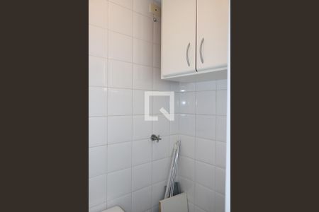 Apartamento para alugar com 90m², 3 quartos e 2 vagasBanheiro de Serviço