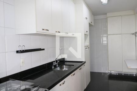 Apartamento para alugar com 90m², 3 quartos e 2 vagasCozinha