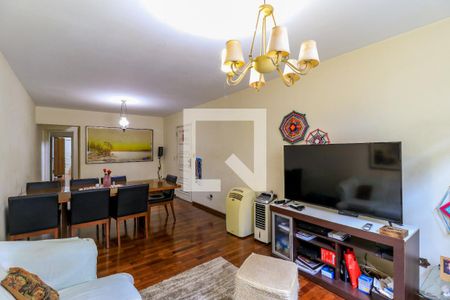 Sala de TV de casa à venda com 3 quartos, 160m² em Chácara Santo Antônio (zona Sul), São Paulo