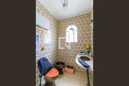 Casa à venda com 160m², 3 quartos e 2 vagasBanheiro da Suíte