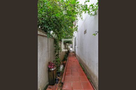 Casa à venda com 160m², 3 quartos e 2 vagasQuintal