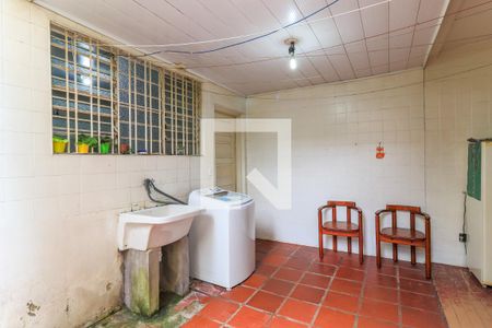 Casa à venda com 160m², 3 quartos e 2 vagasÁrea de Serviço