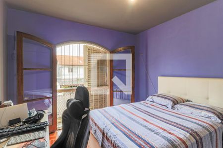 Casa à venda com 160m², 3 quartos e 2 vagasSuíte