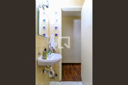 Casa à venda com 160m², 3 quartos e 2 vagasLavabo