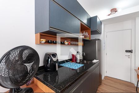 Sala/Cozinha de apartamento à venda com 2 quartos, 45m² em Vila Pompéia, São Paulo