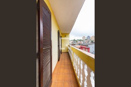 Casa à venda com 250m², 2 quartos e 2 vagas Casa à venda com 250m², 2 quartos e 2 vagasSacada