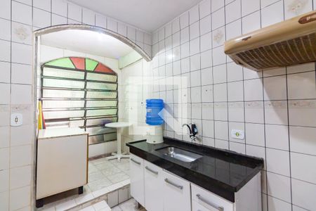 Casa à venda com 250m², 2 quartos e 2 vagas Casa à venda com 250m², 2 quartos e 2 vagasCozinha