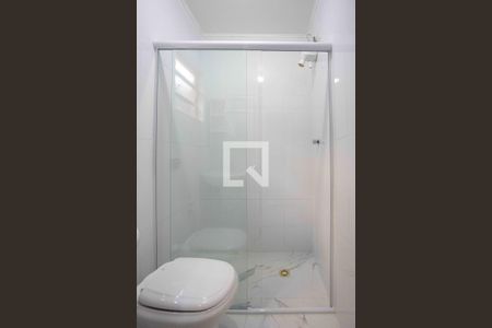 Banheiro de casa para alugar com 2 quartos, 48m² em Conceição, Diadema