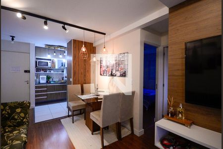 Sala de apartamento para alugar com 2 quartos, 46m² em Jardim Celeste, São Paulo