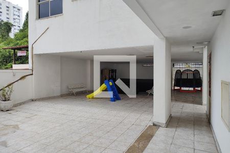 Apartamento à venda com 65m², 2 quartos e 1 vaga Apartamento à venda com 65m², 2 quartos e 1 vagaÁrea comum - Playground