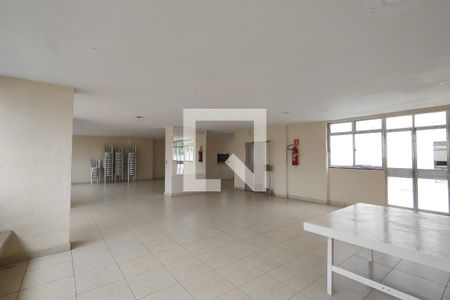 Apartamento à venda com 65m², 2 quartos e 1 vaga Apartamento à venda com 65m², 2 quartos e 1 vagaÁrea comum - Salão de festas