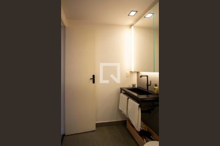 Apartamento à venda com 65m², 2 quartos e 1 vaga Apartamento à venda com 65m², 2 quartos e 1 vagaBanheiro