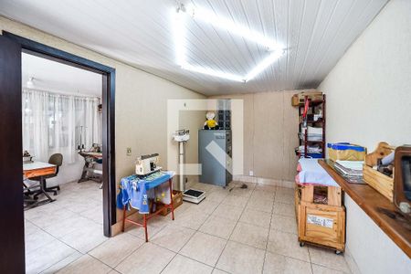 Casa à venda com 258m², 3 quartos e 4 vagas Casa à venda com 258m², 3 quartos e 4 vagasEscritório 2