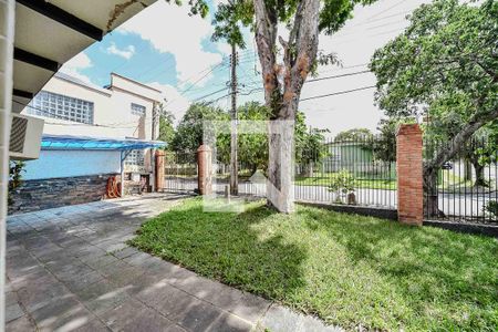 Casa à venda com 258m², 3 quartos e 4 vagas Casa à venda com 258m², 3 quartos e 4 vagasJardim