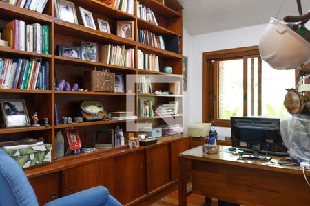 Casa à venda com 367m², 4 quartos e 2 vagasQuarto 3