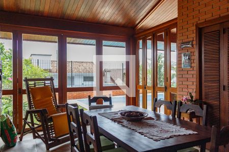 Casa à venda com 367m², 4 quartos e 2 vagasÁrea comum - Churrasqueira