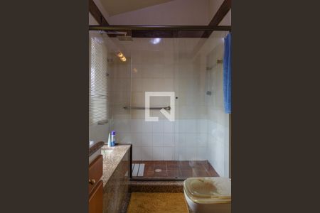 Casa à venda com 367m², 4 quartos e 2 vagasBanheiro da Suíte