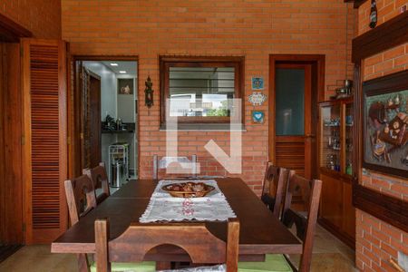 Casa à venda com 367m², 4 quartos e 2 vagasÁrea comum - Churrasqueira