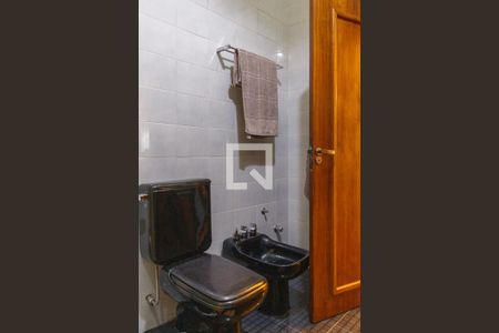 Casa à venda com 367m², 4 quartos e 2 vagasBanheiro Social