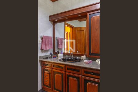 Casa à venda com 367m², 4 quartos e 2 vagasBanheiro Social