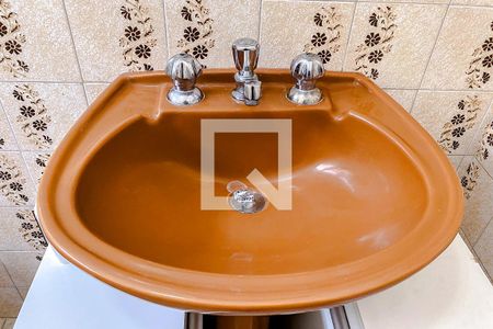 Casa à venda com 120m², 1 quarto e 2 vagasBanheiro