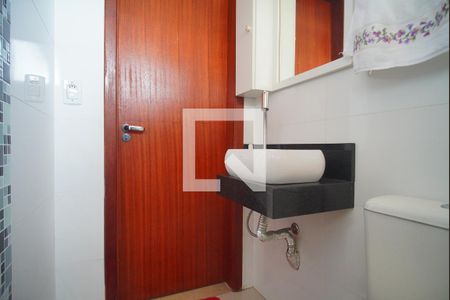 Casa à venda com 300m², 2 quartos e 2 vagasBanheiro 1