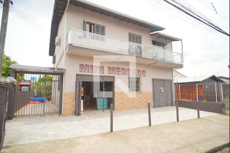 Casa à venda com 300m², 2 quartos e 2 vagasFachada