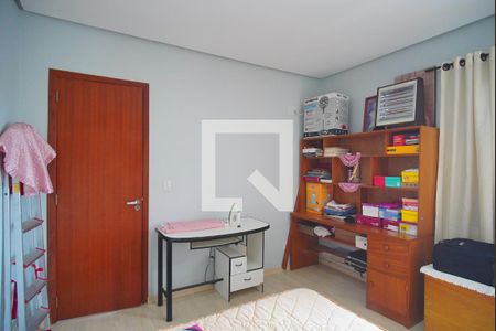 Casa à venda com 300m², 2 quartos e 2 vagasQuarto