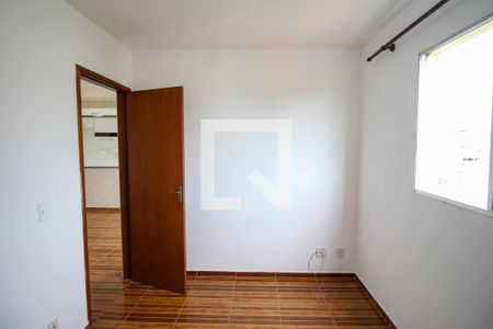 Quarto 1 de apartamento à venda com 3 quartos, 54m² em Vila Santa Teresinha, São Paulo