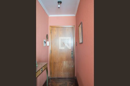 corredor  de apartamento à venda com 3 quartos, 80m² em Menino Deus, Porto Alegre