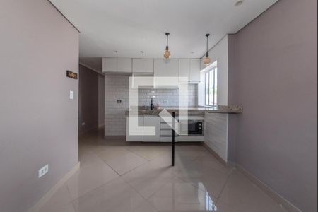 Sala - Cozinha Integrada de casa para alugar com 2 quartos, 71m² em Vila Santo Estefano, São Paulo