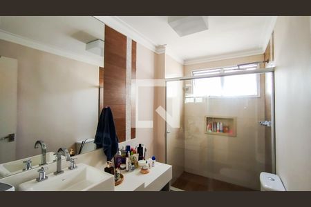 Apartamento para alugar com 150m², 3 quartos e 2 vagasBanheiro da Suíte