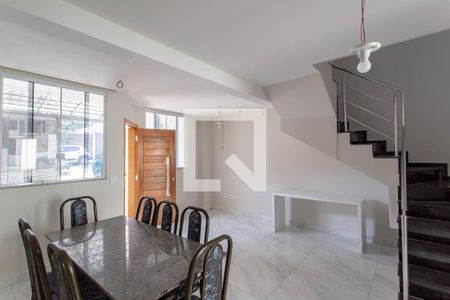 Sala de casa para alugar com 3 quartos, 86m² em Vila Cloris, Belo Horizonte