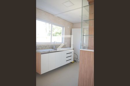 Cozinha de casa de condomínio para alugar com 3 quartos, 137m² em Parolin, Curitiba