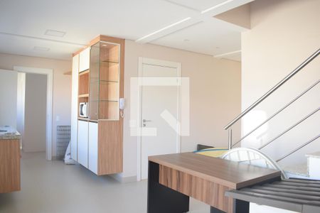 Sala 1 de casa de condomínio para alugar com 3 quartos, 137m² em Parolin, Curitiba