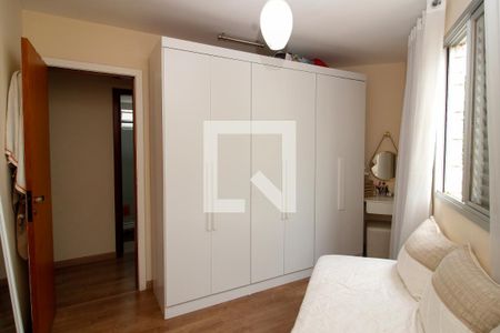 Apartamento à venda com 90m², 3 quartos e 2 vagasQuarto 2