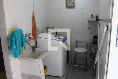 Casa à venda com 170m², 2 quartos e 2 vagasÁrea de Serviço