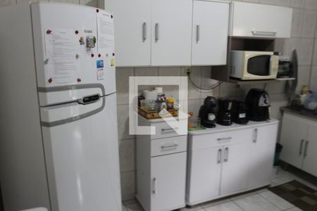 Casa à venda com 170m², 2 quartos e 2 vagasCozinha