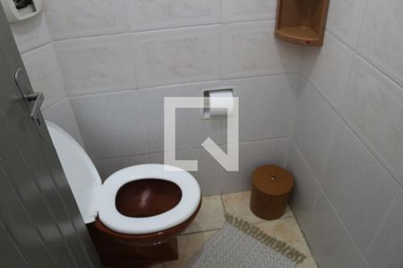 Casa à venda com 170m², 2 quartos e 2 vagasBanheiro 2