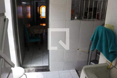 Casa à venda com 170m², 2 quartos e 2 vagasÁrea de Serviço