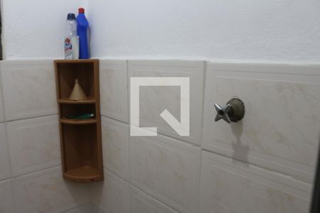 Casa à venda com 170m², 2 quartos e 2 vagasBanheiro 2