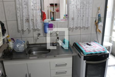 Casa à venda com 170m², 2 quartos e 2 vagasCozinha