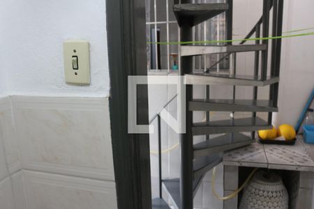 Casa à venda com 170m², 2 quartos e 2 vagasBanheiro 2