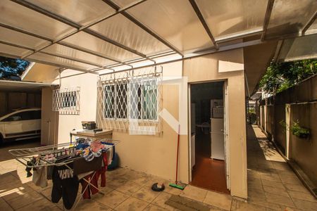 Casa à venda com 396m², 4 quartos e 4 vagas Casa à venda com 396m², 4 quartos e 4 vagasÁrea de Serviço