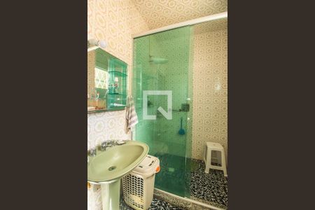 Casa à venda com 396m², 4 quartos e 4 vagas Casa à venda com 396m², 4 quartos e 4 vagasBanheiro da Suite 2