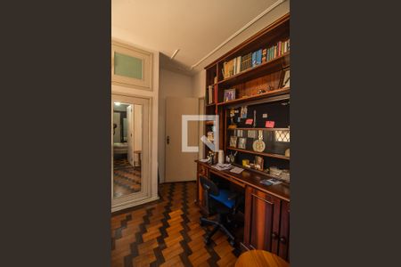 Casa à venda com 396m², 4 quartos e 4 vagas Casa à venda com 396m², 4 quartos e 4 vagasSuite 2