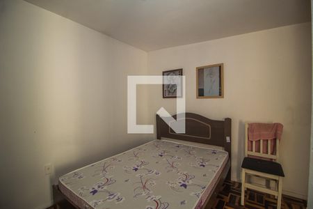 Casa à venda com 396m², 4 quartos e 4 vagas Casa à venda com 396m², 4 quartos e 4 vagasQuarto